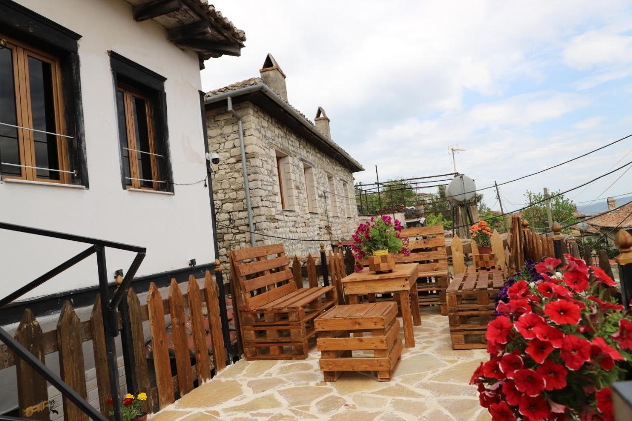 Guest House Maria - Berat Castle Extérieur photo